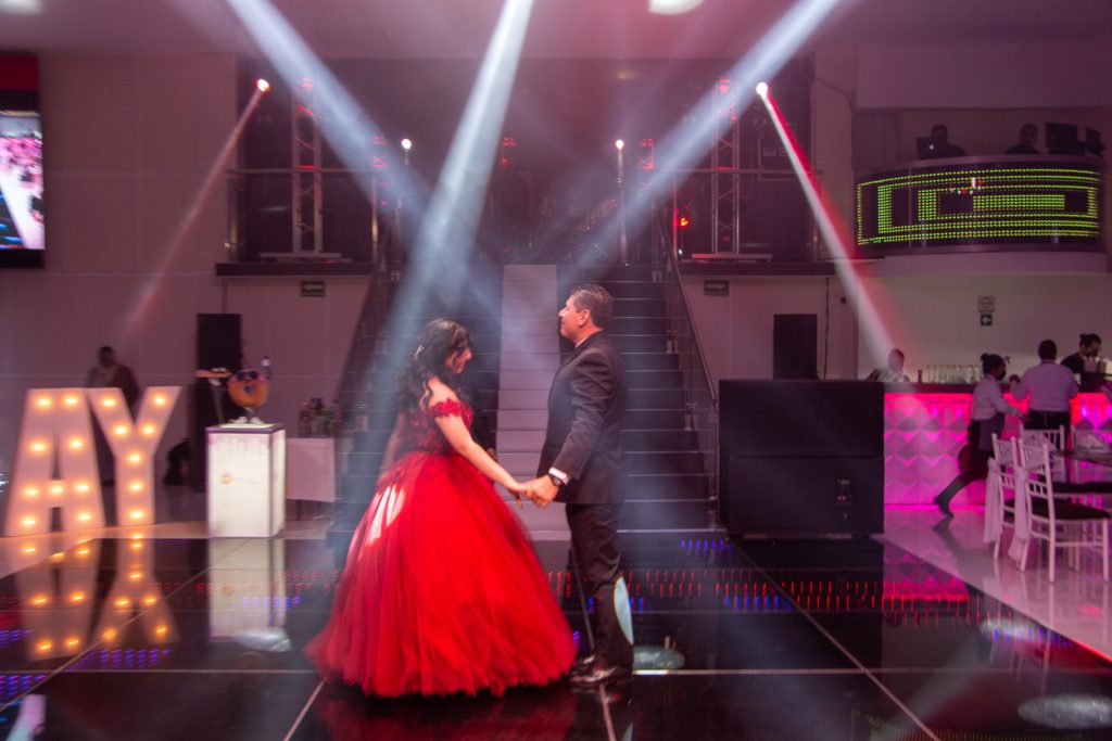 15 años mayte en salón de eventos